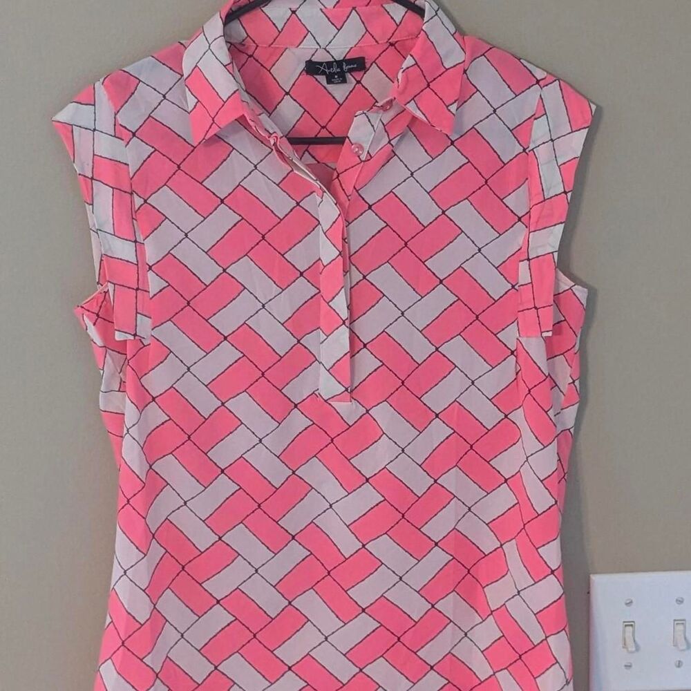 Antilia Femme Neon Coral Pink & White Geometric Pattern sleeveless blouse, Small